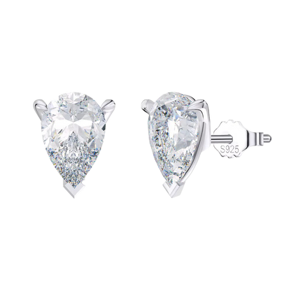 Aretes de moissanita corte pera Anabellé Jewerly en plata esterlina 925 con diseño de broquel brillante